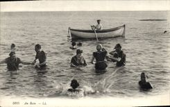 VINTAGE POSTCARD Woman Bathing suit With the bath