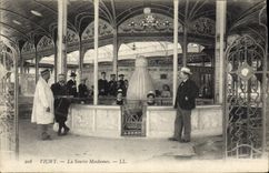 CPA Thermalisme Vichy La source Mesdames 