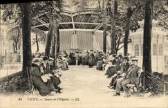CPA Thermalisme Vichy Source de l'hopital 