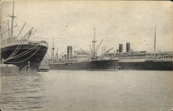 VINTAGE POSTCARD Marseilles Boat ports