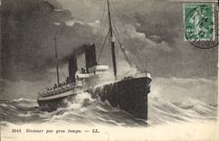 CPA Bateau Paquebot Steamer par gros temps