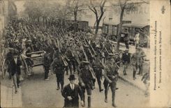 CPA Militaria Prisonniers allemands diriges sur l'Angleterre 