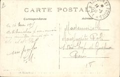 VINTAGE POSTCARD Militaria German Prisoners in the streets of Soissons