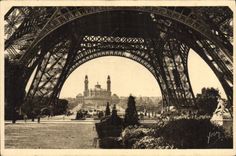 CPA Paris Sous la Tour Eiffel