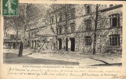 VINTAGE POSTCARD professional National school of Nantes interior Court