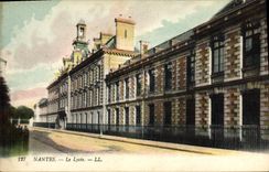 VINTAGE POSTCARD Nantes School the College