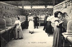 VINTAGE POSTCARD Vichy Gargarisme
