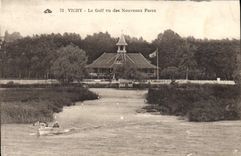 CPA Vichy Le Golf Vu Des Nouveaux Parcs