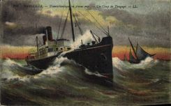CPA Bateau Paquebot Marseille Transatlantique en pleine mer Un coup de tangage