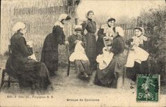 CPA Folklore Groupe de catalanes