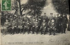 CPA Militaria Hotel des Invalides Paris Les derniers invalides 1908