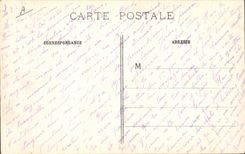 CPA Militaria Prisonniers allemands dans les rues de Soissons 