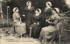 CPA Folklore Perpignan Groupe de Catalanes