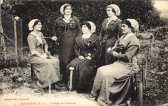 CPA Folklore Perpignan Groupe de Catalanes