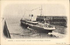 CPA Bateau Paquebot Dieppe Sortie du steamer Arundel du service de Dieppe a Newhaven
