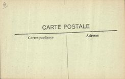 CPA Folklore Pyrenees Montagnard essayant de derider sa belle 