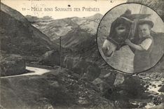 CPA Folklore Pyrenees Ane Mule 