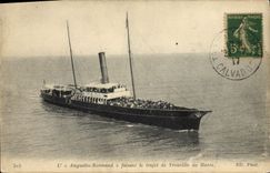 CPA Bateau Paquebot L'Augustin Normand faisant le trajet de Trouville au Havre 