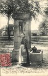 CPA Folklore Pyrenees Femme a la fontaine