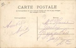 CPA Pyrenees Retour des champs Femme Chien