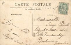 CPA Pyrenees une jeune bergere Agneau Mouton Folklore