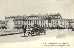 VINTAGE POSTCARD SM Alphonse XIII Mayor has Versailles of the Seine and Oise preceding the procession