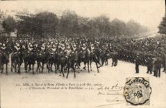 CPA Les souverains d'Italie a Paris L'escorte du President de la Republique
