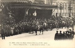 VINTAGE POSTCARD MM the King of Italy and the queen has Paris 1903 Visite with the town hall the king gets out of car