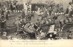 VINTAGE POSTCARD the king and the queen of Italy have Paris To the review the king and the president leaves the review