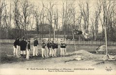 CPA Ecole normale de Gymnastique et d'escrime Joinville le pont Saut a la perche en hauteur