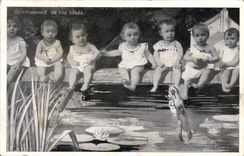 VINTAGE POSTCARD Grenouille Toad Children Baby Fishes
