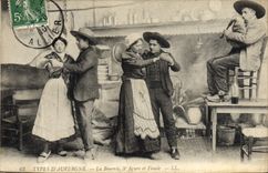 CPA Folklore Auvergne la bourree