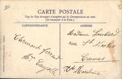 CPA Folklore Auvergne Types de paysans