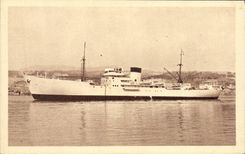 VINTAGE POSTCARD Company Fraissinet banana Ship Djoliba