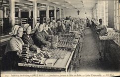 El sardiniere Sardinieres bretón de Bretaña Industrie que hace el ajuste cojea sobre él TAPA de Usine Chancerelle