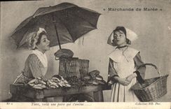 CPA Fantaisie Enfants Marchande de maree Poissons