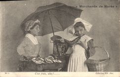 CPA Fantaisie Enfants Marchande de maree Poissons