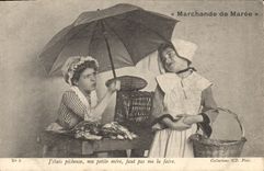 CPA Fantaisie Enfants Marchande de maree Poissons