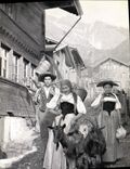 CPA Chevre Chevres Folklore Paysans 