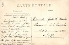 CPA Folklore Le barbier du village Coiffeur