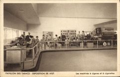 CPA Tabac Pavillonn des Tabacs Exposition de 1937 Paris Les machines a cigares et a cigarettes