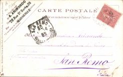 CPA Folklore En pays breton Sortie de la messe