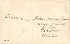 CPA Maillot de Bain Folklore Femme Sur la plage