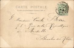 CPA Maillot de Bain Folklore Femme Sur la plage