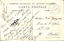 VINTAGE POSTCARD Militaria Women - children leaving the flames