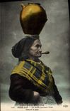 CPA Folklore Tabac Morlaix La vieille porteuse d'eau fumant sa pipe