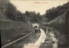 CPA Bateau Peniche Liverdun Le tunnel 