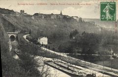 CPA Bateau Peniche Environs de Nancy Liverdun Sortie du tunnel Canal de la Marne au Rgin 