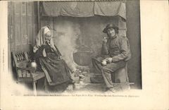 CPA Folklore Distractions des vieux jours La pipe et le flip Vieillards des environs de Quimper