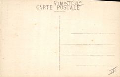 CPA Folklore Elegantes du pays de Pont L'Abbe 